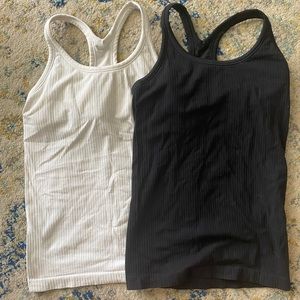 Lululemon DUPE build in bra black + white tank top bundle